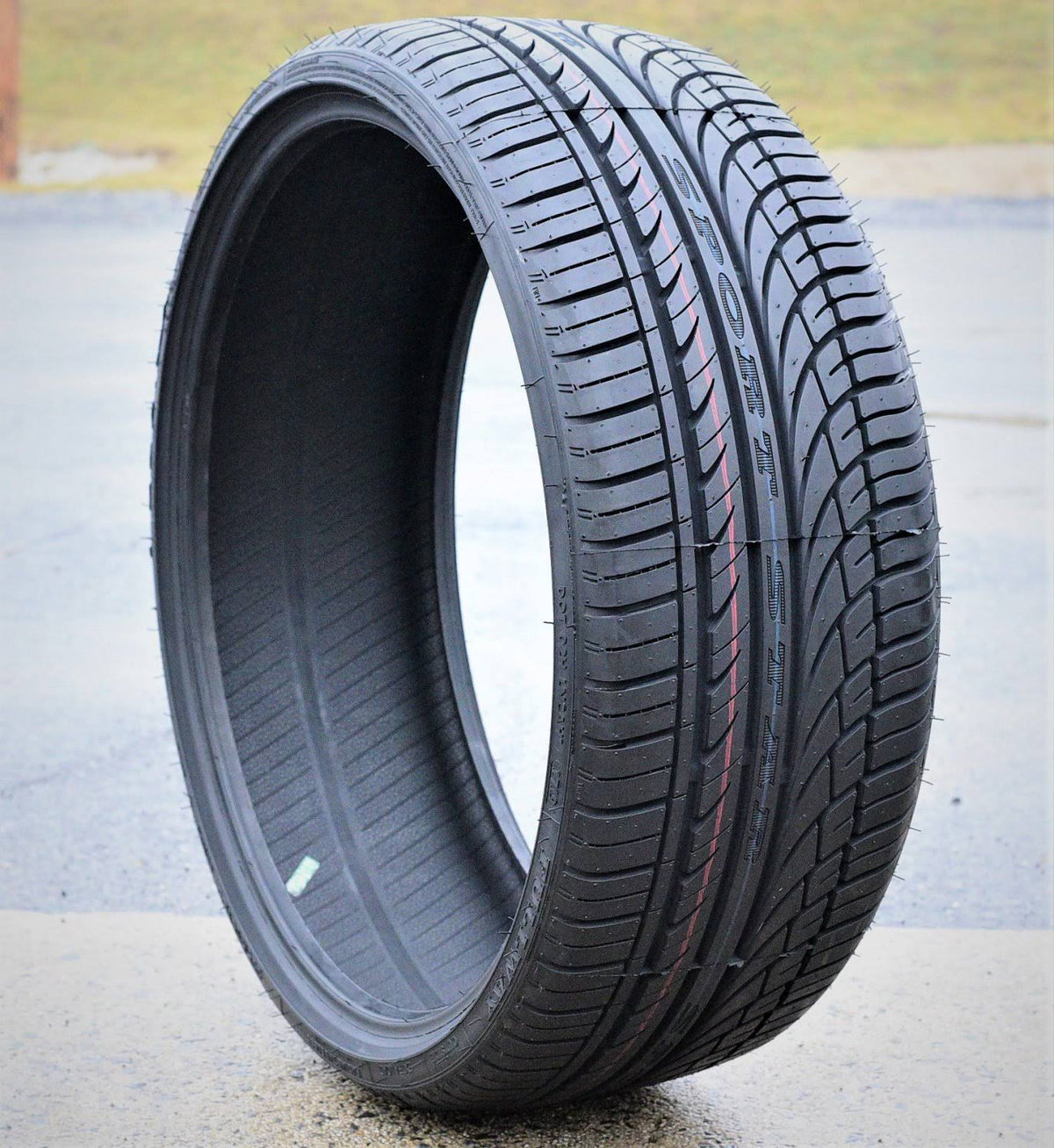 225/30R22 86w XL High Performance Summer Tire V2896