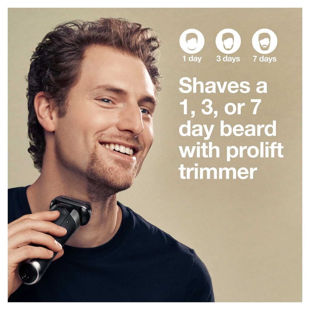Rechargeable Wet Dry Electric Shaver with Clean Station N508099