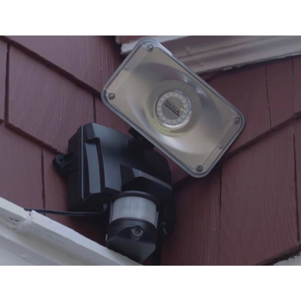 Solar Powered Security Video Camera Floodlight J901360