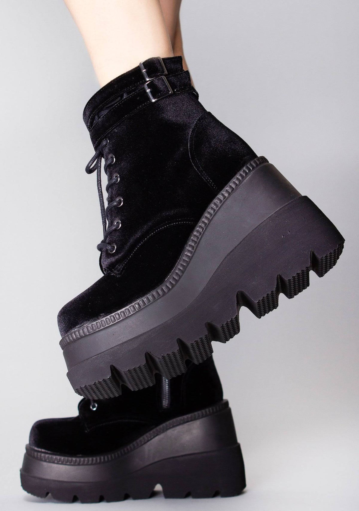Black Velvet Shoes J52448