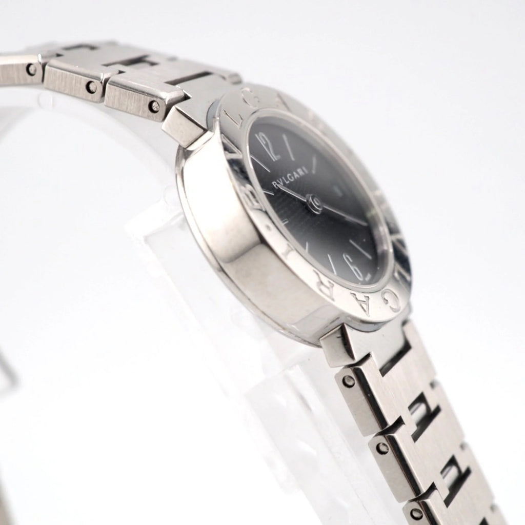 Pre-Owned Black Dial Silver Ladies Watch O6389