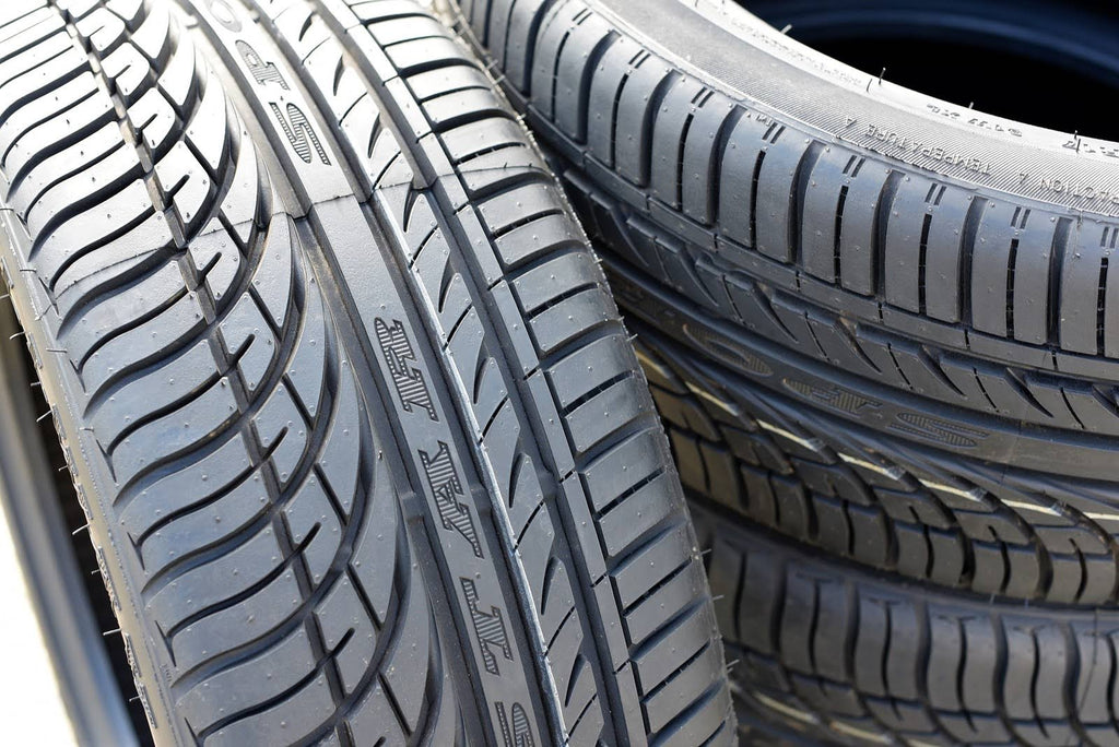 225/30R22 86w XL High Performance Summer Tire V2896