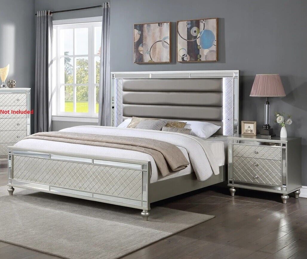 3pc Queen Size Upholstery LED Bed and Nightstands D420
