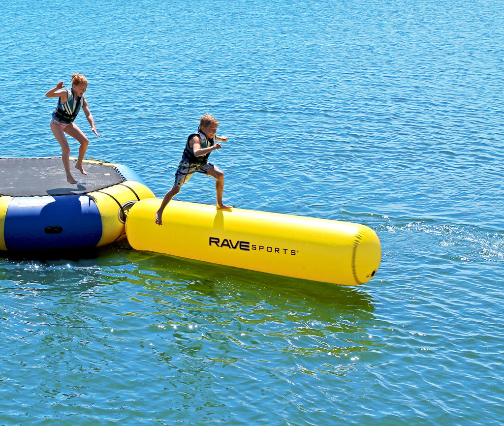 Bongo 13 Water Bouncer with Small Slide and Small Log W709