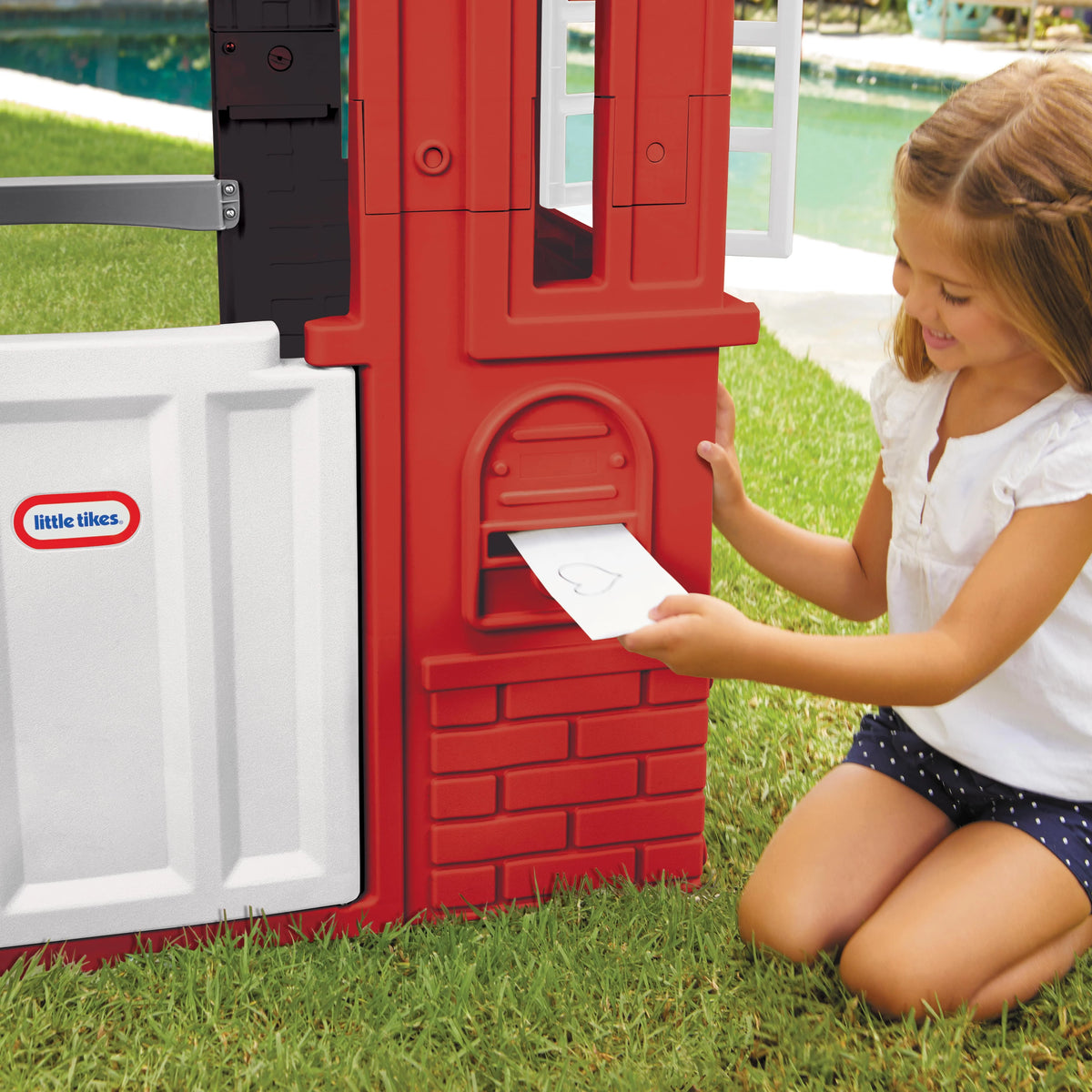 Red Kids Playhouse with Working Door V7391