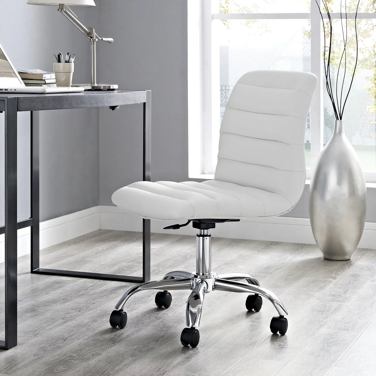 White Faux Leather Office Chair I112