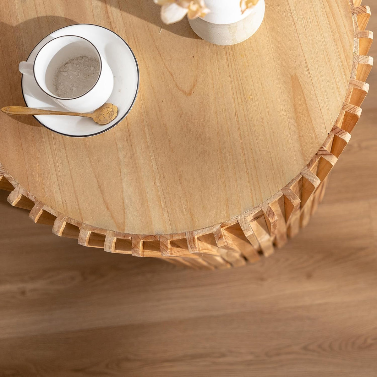 Cylindrical Coffee Table with Vertical Texture Relief Design I195145