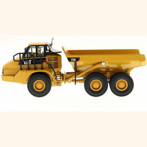 1/50 Diecast Articulated Truck with Operator O743