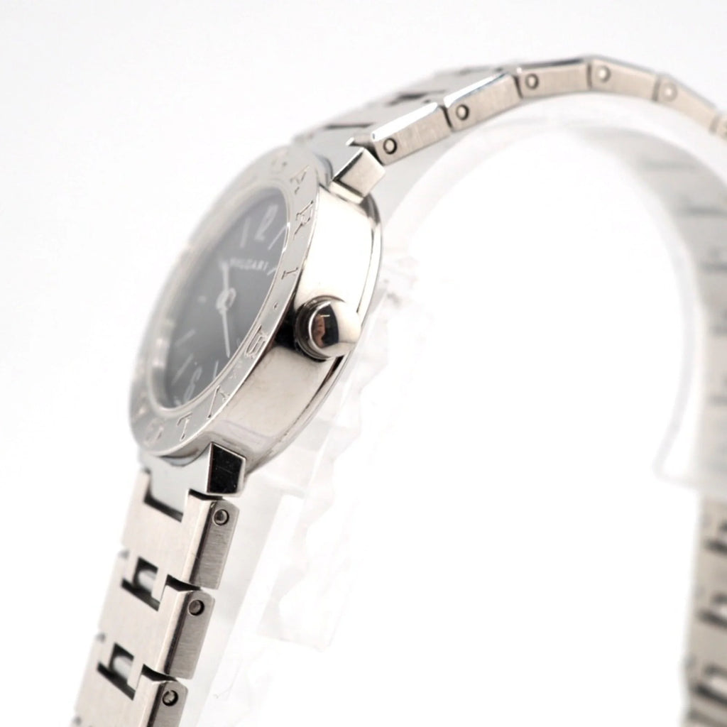 Pre-Owned Black Dial Silver Ladies Watch O6389