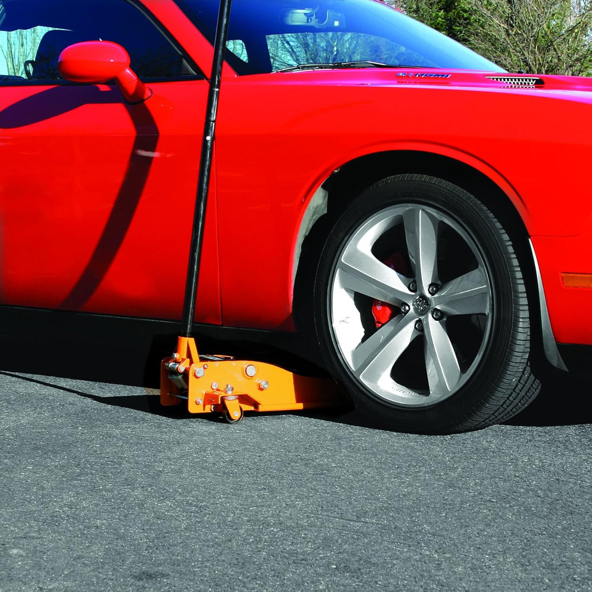 3.5-Ton Low-Profile Swiveling Floor Jack O41873