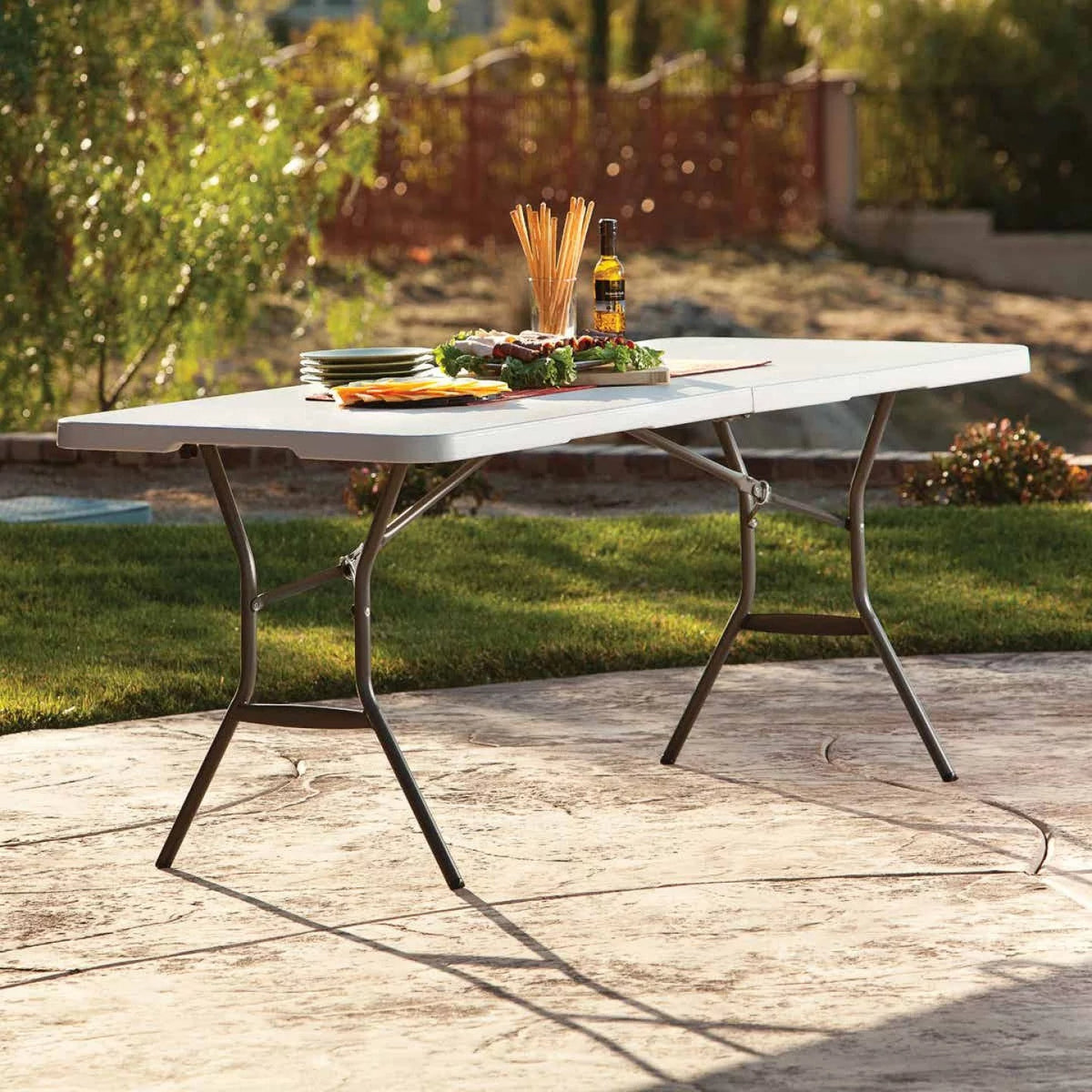 6ft White Plastic Folding Table U247