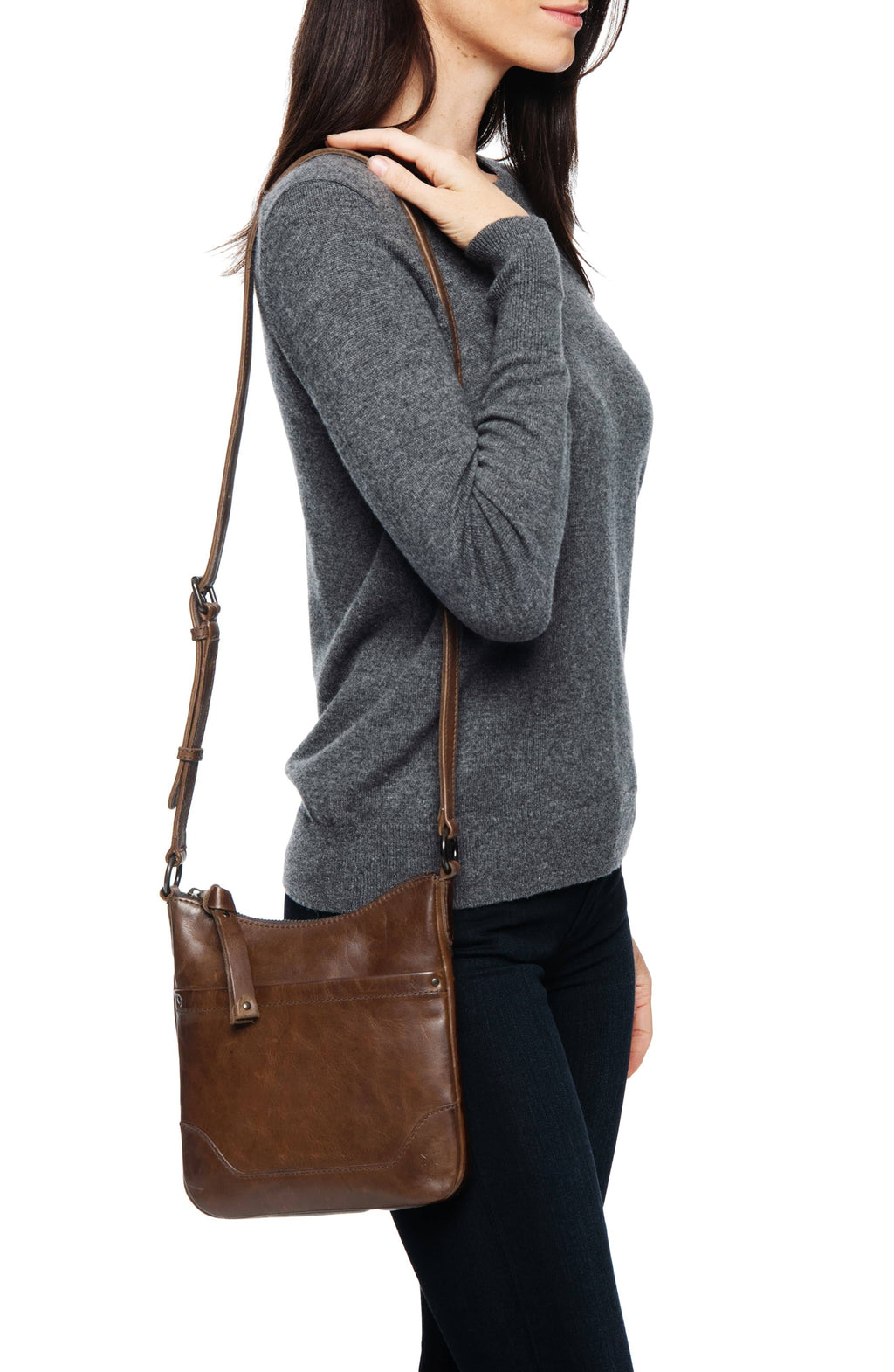 Dark Brown Leather Swing Pack Q3547