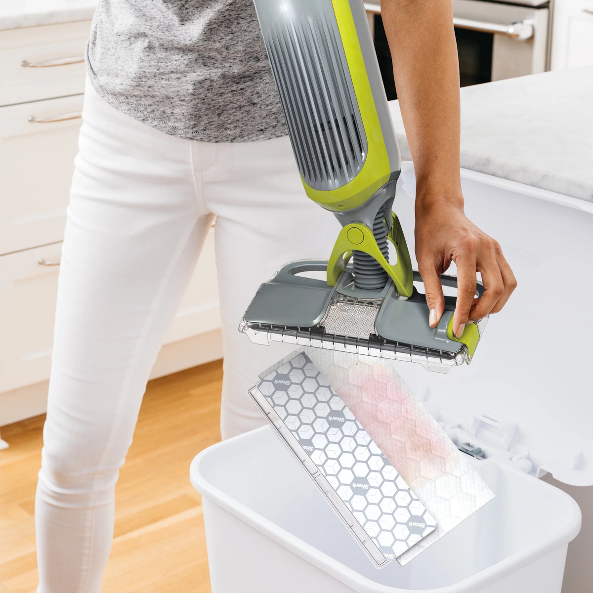 Cordless Hard Floor Vacuum Mop Y340
