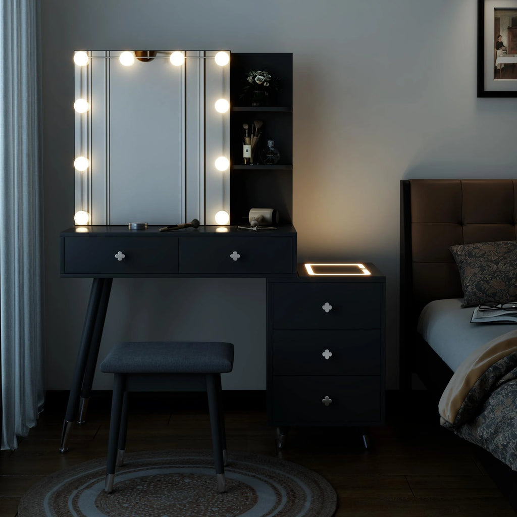 Black Vanity Table with Lighted Mirror Y639