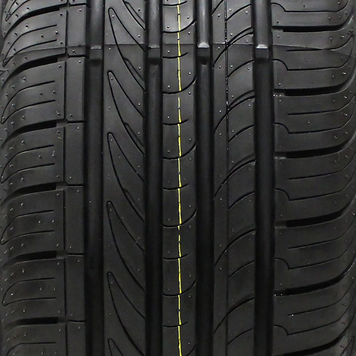 P195/65R15 89H Passenger Tire S272069
